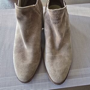Dolce Vita Brown Suede Chukka Boots